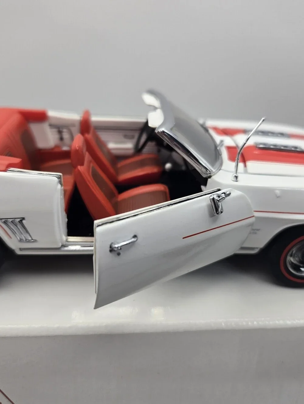 Danbury Mint 24 scale